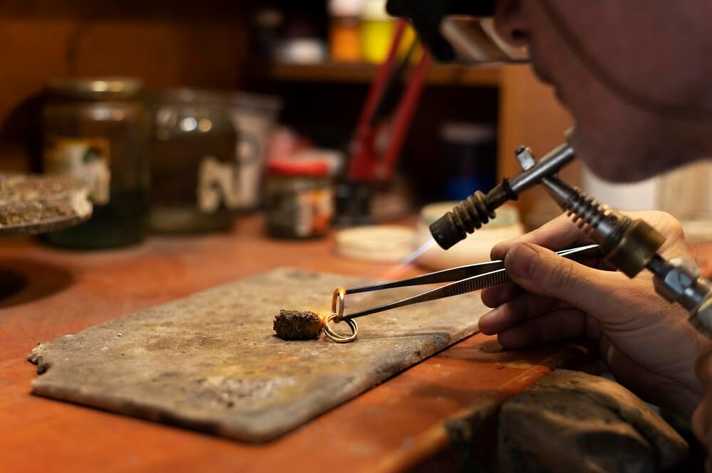Jewelry Repair Services – Restoration and Care by Experts at Bachi Jewels