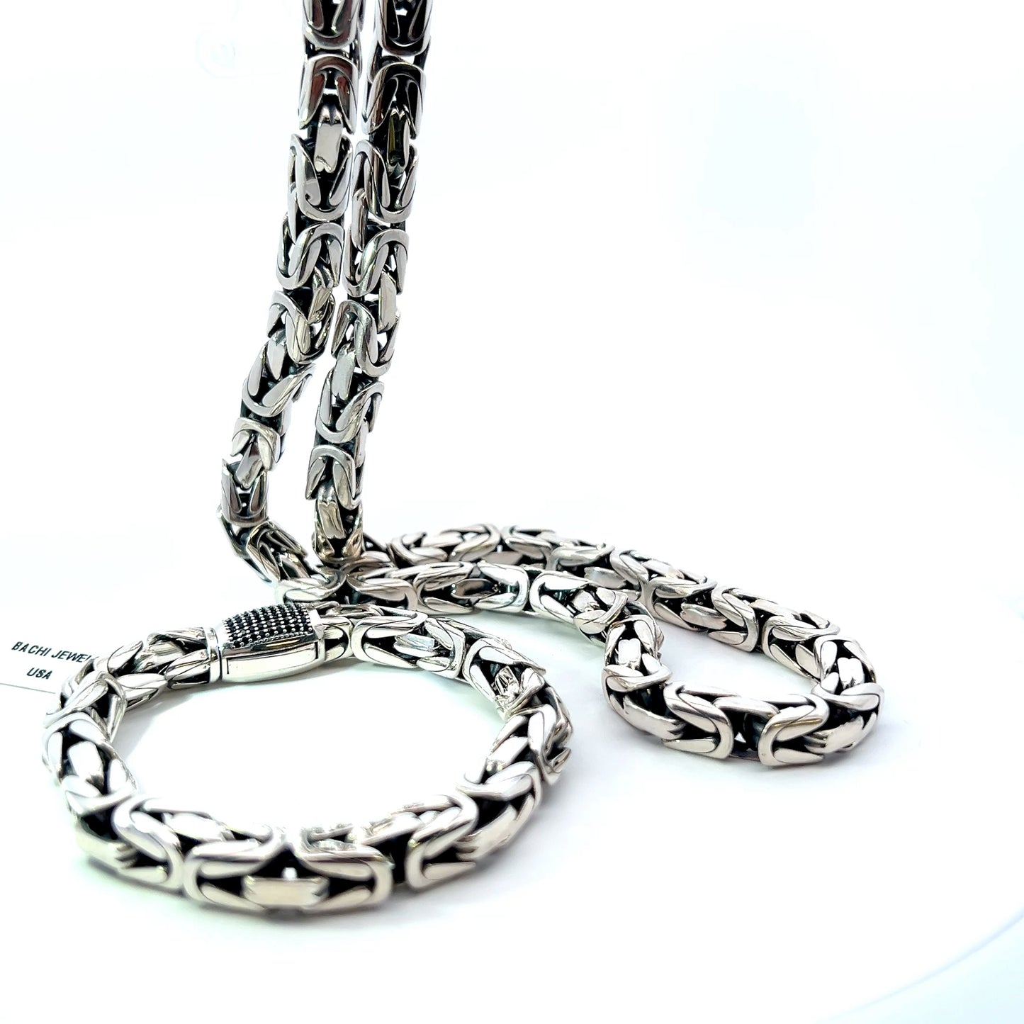 Chains - 925 Silver with black stones on the clasp